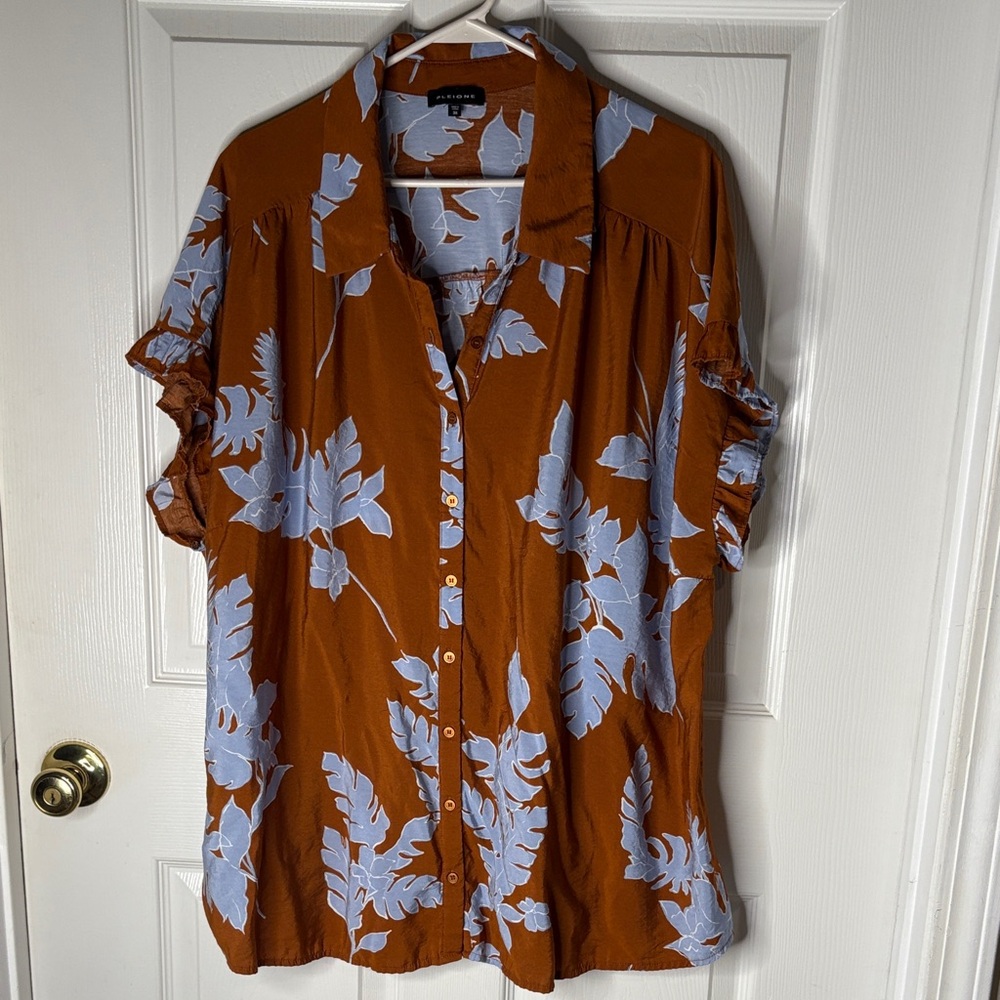 Pleione Hawaiian Crinkle Sleeve Shirt Rust Floral Blue Plumeria Print Top 3X - Picture 4 of 7